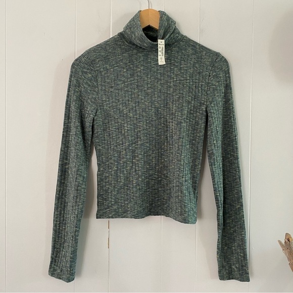 NWT Madewell Turtleneck Long-Sleeve Tee Green Space Dye Ribbed Cropped T-Shirt - Picture 2 of 5